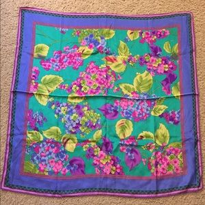 Vintage Liz Claiborne scarf